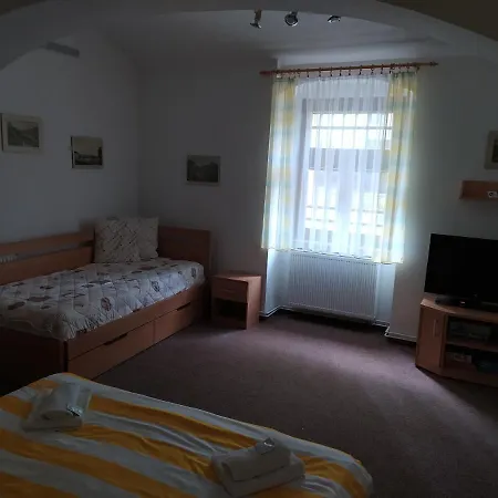 Guest house 33